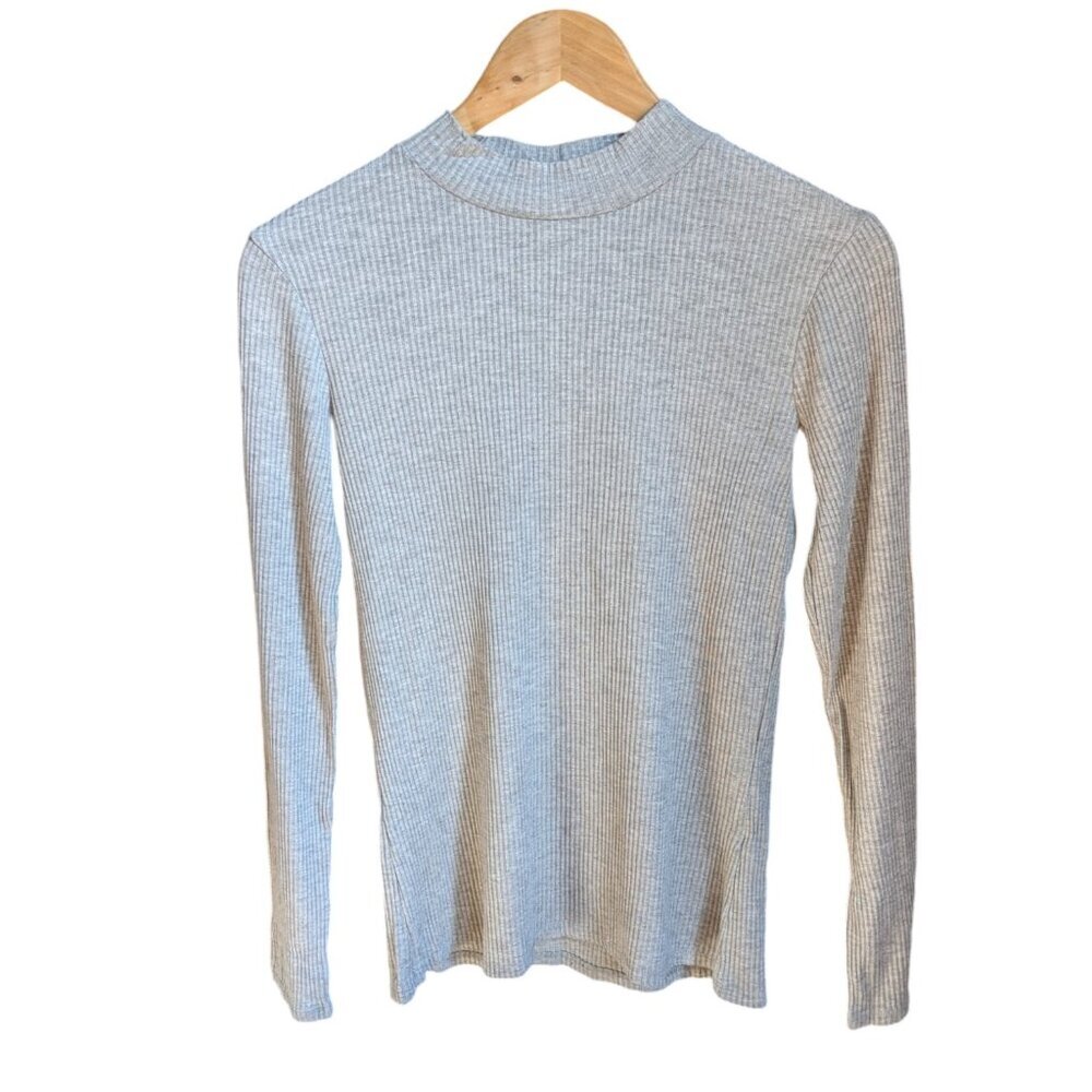 Simons Light Grey Ribbed Turtleneck Women Size Medium